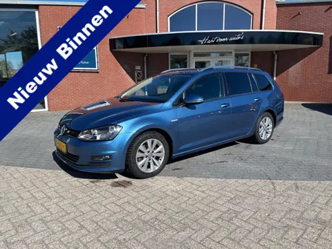 Volkswagen Golf Variant 1.0 TSI Business Edition Connected | Camera | LM Velgen | Clima | Navi | PDC