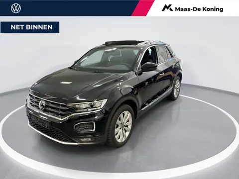 Volkswagen T-Roc 1.5 TSI 150pk DSG Sport · Panoramadak · Apple/Android Car Play · Stoelverwarming · 