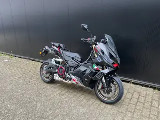 Italjet Dragster 700 TWIN - LIMITED EDITION 61/700 - GLOEDNIEUW - AKRAPOVIC - DUBBEL DASH CAM