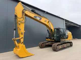 Cat 329E L - NEW CHAINS AND TRACKS (bj 2011)