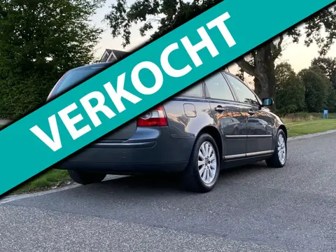 Volvo V50 2.4 Momentum Airco|Cruise|Grijs N.A.P 2e Eigenaar
