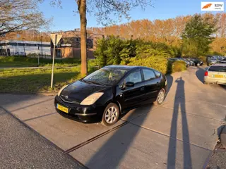 Toyota Prius 1.5 VVT-i Comfort Leder.Navi.Clima