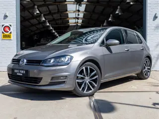 Volkswagen Golf 1.4 TSI Highline *1STE EIG | DSG | ACC | Massage | Keyless | LED | Trekhaak | Halfle