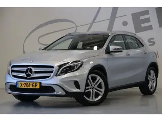 Mercedes-Benz GLA-klasse 200 Panoramadak/ Stoelverwarming