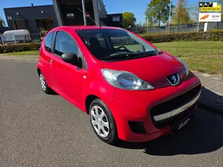 Peugeot 107 1.0-12V Accent airco
