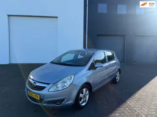 Opel Corsa 1.2-16V Enjoy Automaat 5deurs Airco