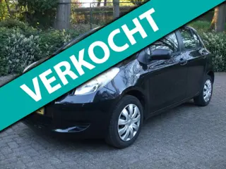 Toyota Yaris 1.3 VVTi Terra airco 5 deurs zwart