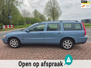 Volvo V70 2.4
