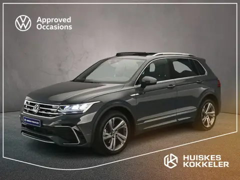 Volkswagen Tiguan R-Line 1.5 TSI 150pk DSG Automaat Trekhaak, Panoramadak, Adaptive cruise control, 