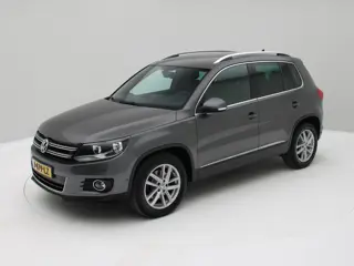 Volkswagen Tiguan Club & Lounge 1.4 TSI 150pk Navi / Camera / Trekhaak