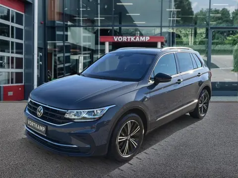 VOLKSWAGEN TIGUAN 1.5 TSI DSG 150PK LIFE NAVI/ACC/E-KLEP/PDC/STOELVERW