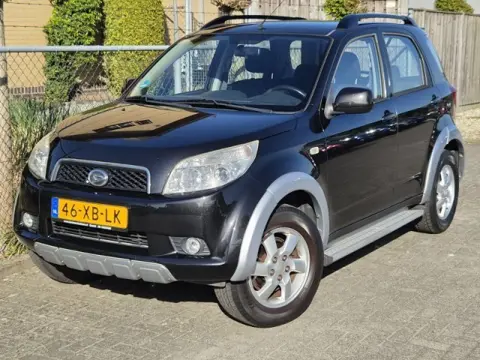 DAIHATSU TERIOS 1.5-16v expedition 2wd/ Airco/ Afneembare trekhaak/ Side Bars