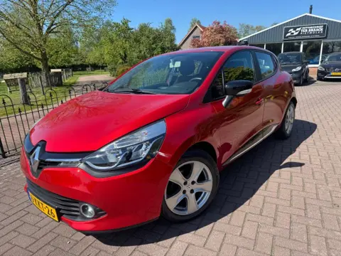 RENAULT CLIO 0.9 TCE Expression*Cruise control 