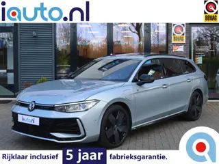 Volkswagen Passat Variant 1.5 eHybrid 272PK R-Line Edition Black Style Leder/Pano/IQ.Light/360/Headu