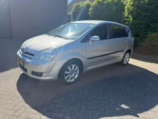Toyota Verso 1.8 VVT-i Dynamic