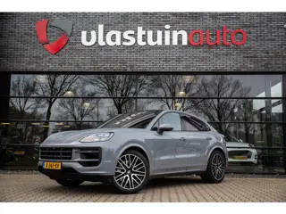Porsche Cayenne Coupé 3.0 E-Hybrid , Panoramadak, Bose, Trekhaak, Sport Chrono,