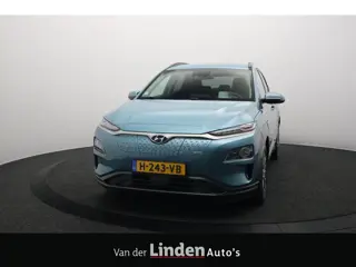 Hyundai KONA EV Premium 64 kWh 3- Fase SOH 96,1% | Warmtepomp | Trekhaak | Leer | Camera | Head-Up D