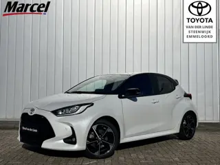 Toyota Yaris 1.5 Hybrid 130 Launch Edition HUD Parkeer en Dodehoek Sensoren Stoel Stuur Verwarming