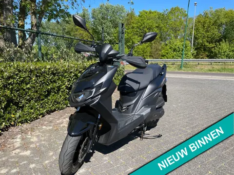 SYM Jet 4 RX EURO5 Scooter 1300km BETAAL met in3