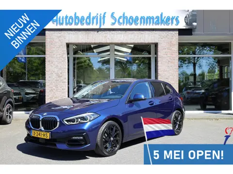 BMW 1-serie 118i High Executive STOELVERWARMING 18"LMV CRUISE NAVI 2xPDC CLIMA HALFLEER M-STUUR