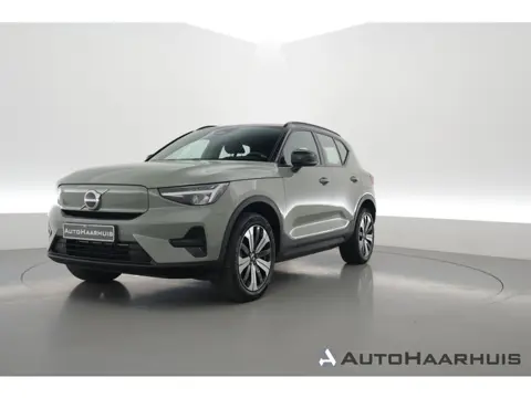 Volvo XC40 Recharge Plus 70 kWh | Pilot Assist | Stoel- Stuurverw. | All Seasons | Camera | Google i
