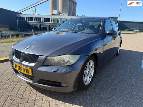 BMW 3-serie 318d High Executive