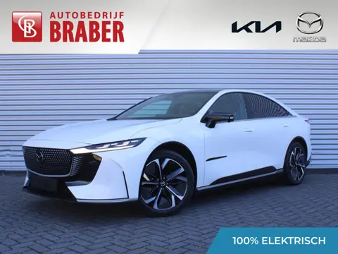 Mazda 6e Takumi Long Range 80 kWh | Actieradius tot 552 km (WLTP) | Hoge korting! | Zwart leder | 18