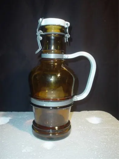 Glazen bierkruik met metalen handvat en beugelsluiting, 1ltr