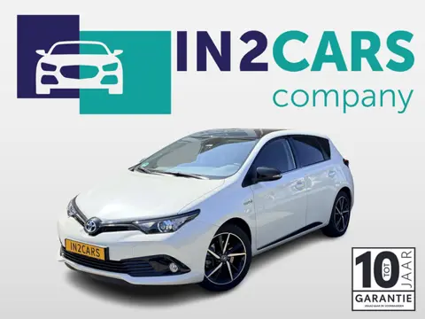 Toyota Auris 1.8 Hybrid Black Edition *Trekhaak*Lage KM-stand*