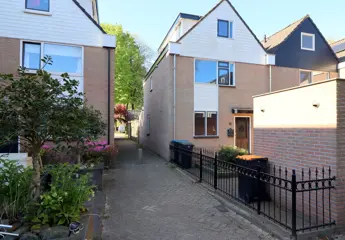 Woning aan de Zwanebloem te Maartensdijk