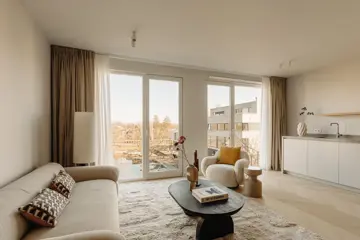 Woning aan de Solitudolaan te Amsterdam