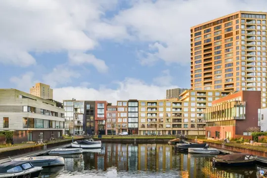 Woning aan de Solitudolaan te Amsterdam