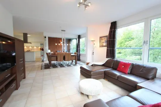 Woning aan de Laan van de Helende Meesters te Amstelveen