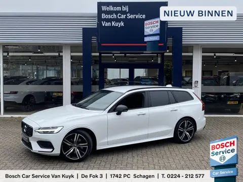 Volvo V60 2.0 B3 Momentum Advantage / Automaat / NL-Auto / Dealer-Onderhouden / 1e-Eigenaar /  Adapt