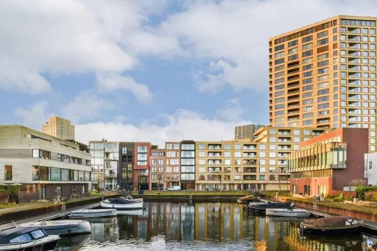 Woning aan de Solitudolaan te Amsterdam