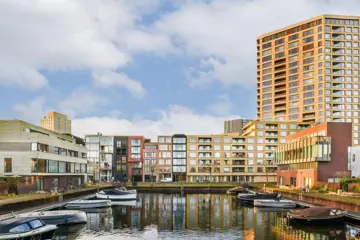 Woning aan de Solitudolaan te Amsterdam