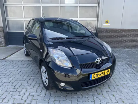 Toyota Yaris 1.3 VVTi Aspiration (bj 2011)