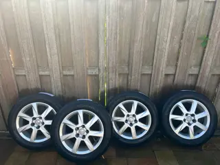 185/60/R15 Zomerbanden + Lichtmetalen Velgen