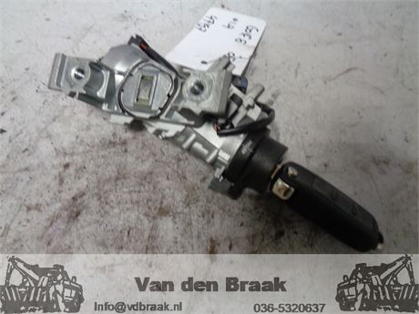 Volkswagen Golf 2003-2008 Kontaktslot
