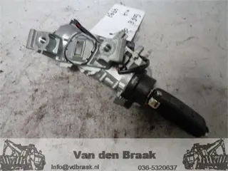 Volkswagen Golf 2003-2008 Kontaktslot