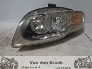 Audi A4 2005-2008 Koplamp links