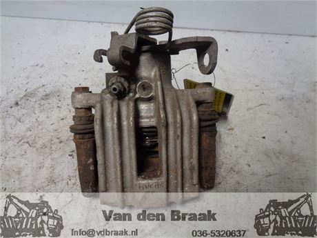 Audi A4 2001-2008 Remklauw rechts achter