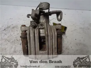 Audi A4 2001-2008 Remklauw rechts achter
