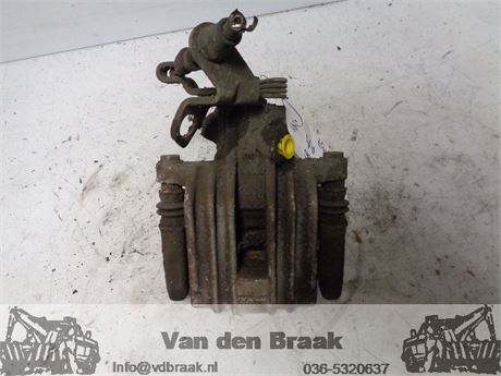 Volkswagen Golf 2003-2008 Remklauw rechts achter