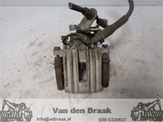 Volkswagen Golf 2003-2008 Remklauw links achter