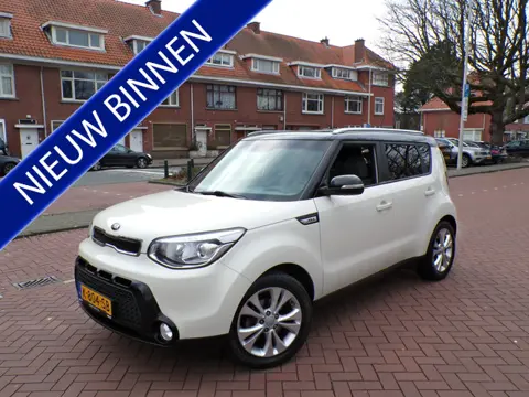 Kia Soul 1.6 Rhythm CAMERA TEL NAVI CRUISECONT TREKHAAK....