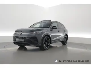 Volkswagen Tiguan eHybrid R-Line Black Style 272pk | Pano | HUD | Stoelventi. | Massage | Leder | Me
