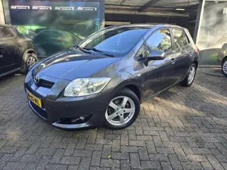 Toyota Auris 1.6-16V Sol Business | AUTOMAAT | 12MND GARANTIE | NAVI | LMV |