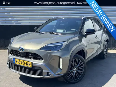 Toyota Yaris Cross 1.5 Hybrid Adventure Trekhaak, Dodehoekdetectie, HUD, PDC, Stuurwiel & Stoelverwa