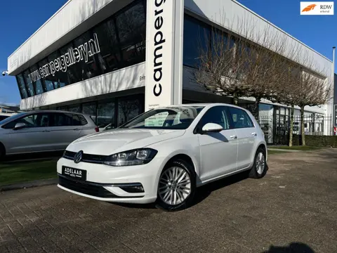 Volkswagen Golf 1.0 TSI Highline l AUTOMAAT l NAVI l CAMERA l CLIMATRONIC l STOELVERWARMING l PDC
